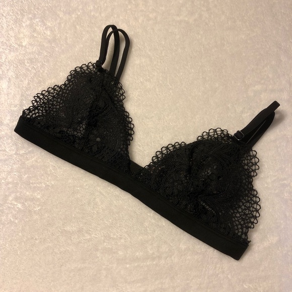 Victoria’s Secret NWT Triangle Bralette - Picture 2 of 4
